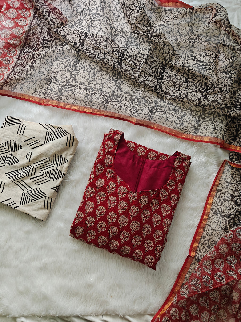 Red kota suit set
