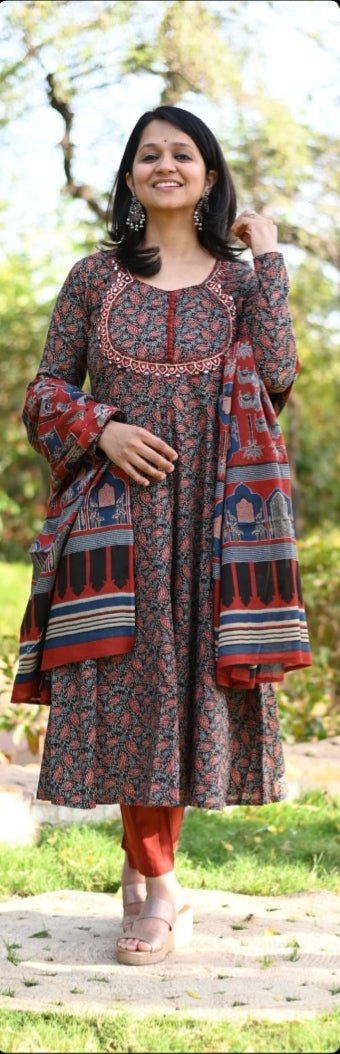 Full sleeves anarkali