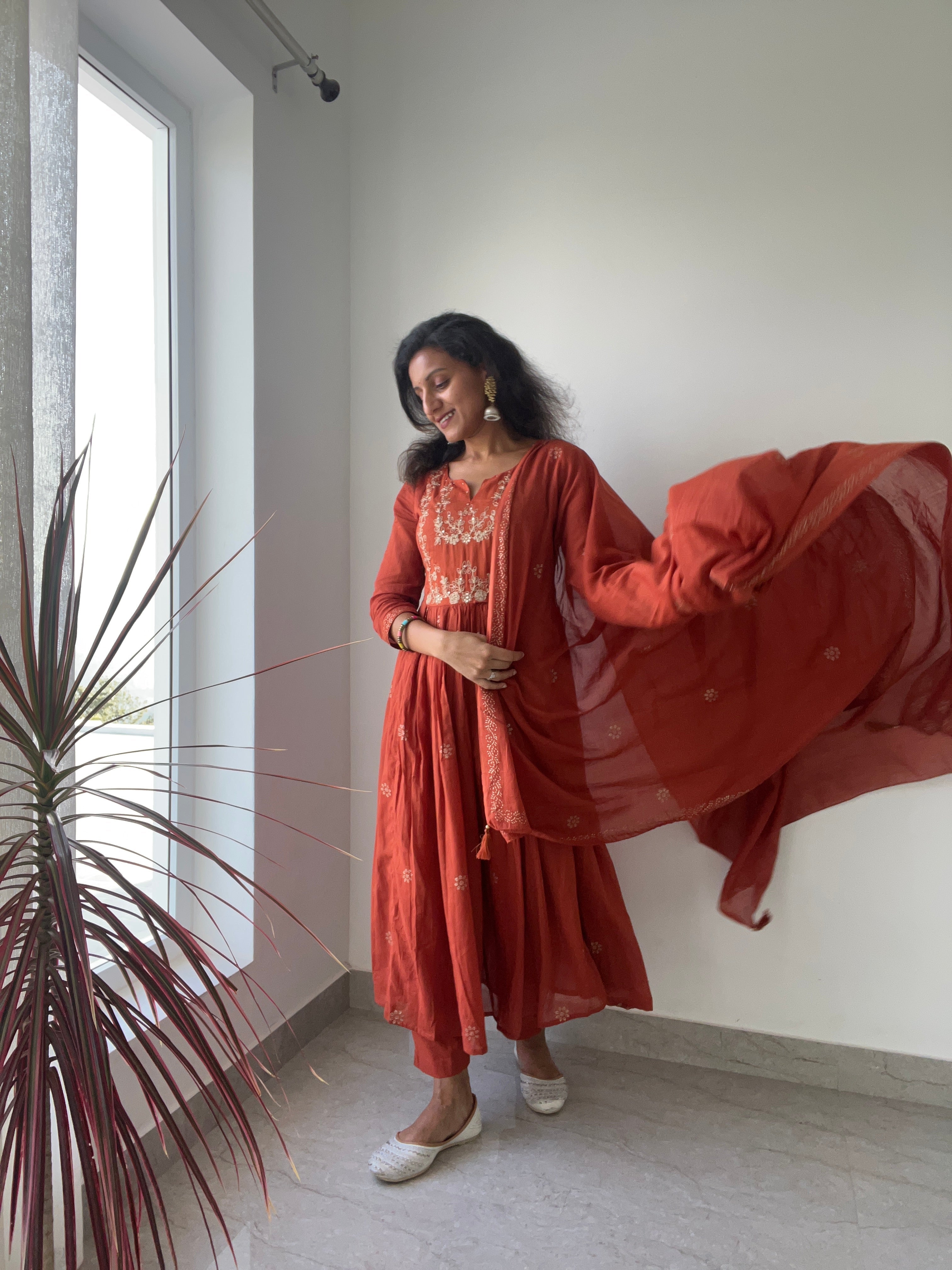 SEEMA - Rust Orange